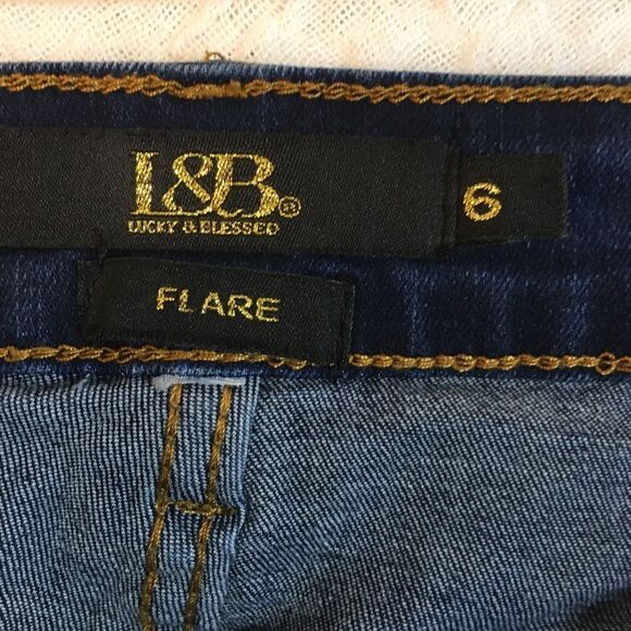 L&B  "Flare" Dark Wash Jeans Size 6 - Picture 6 of 15